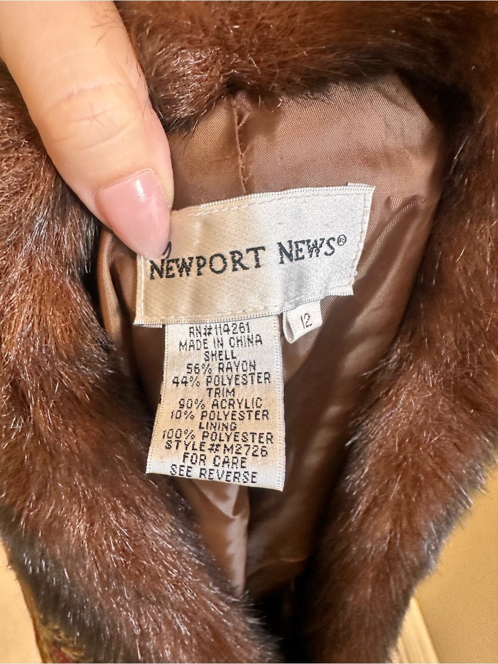 Newport News Vintage Paisley Faux-Fur Trim Jacket in Brown 12 - Picture 11 of 12